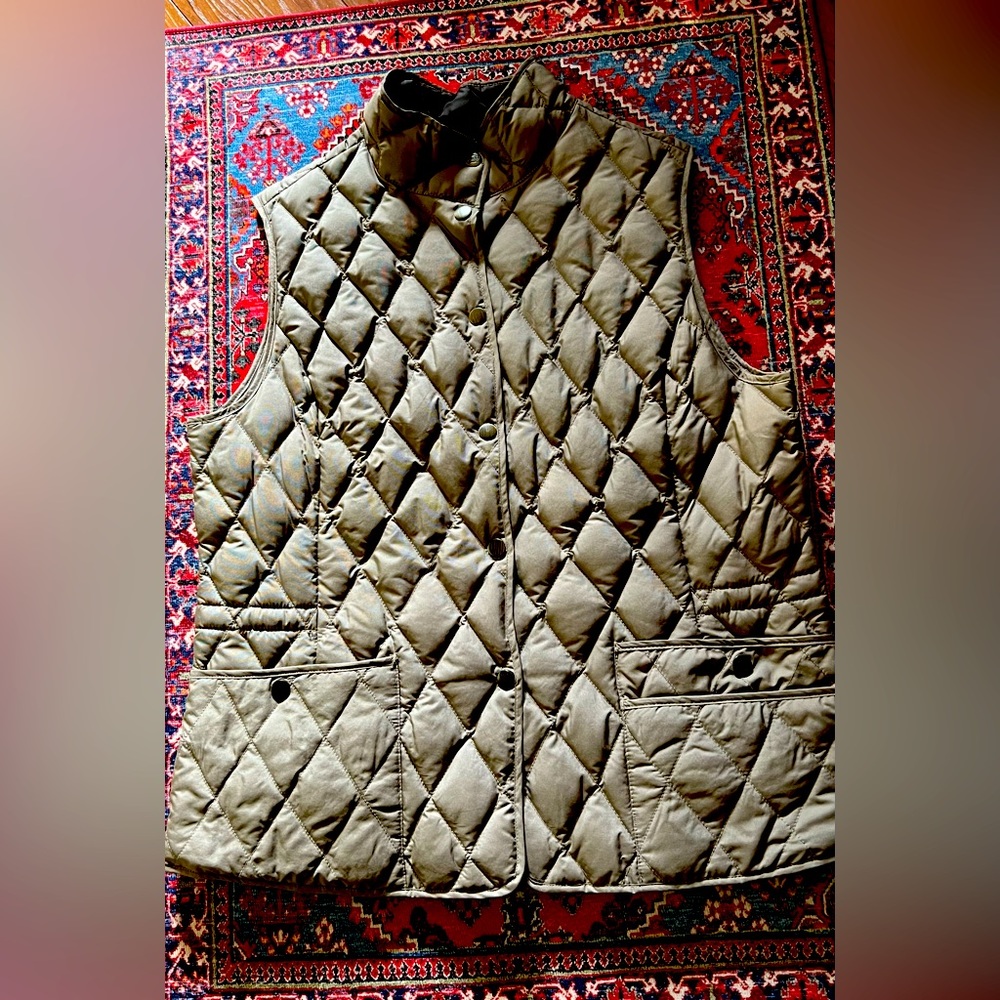 Eddie Bauer Lightweight Equestrian style Vest